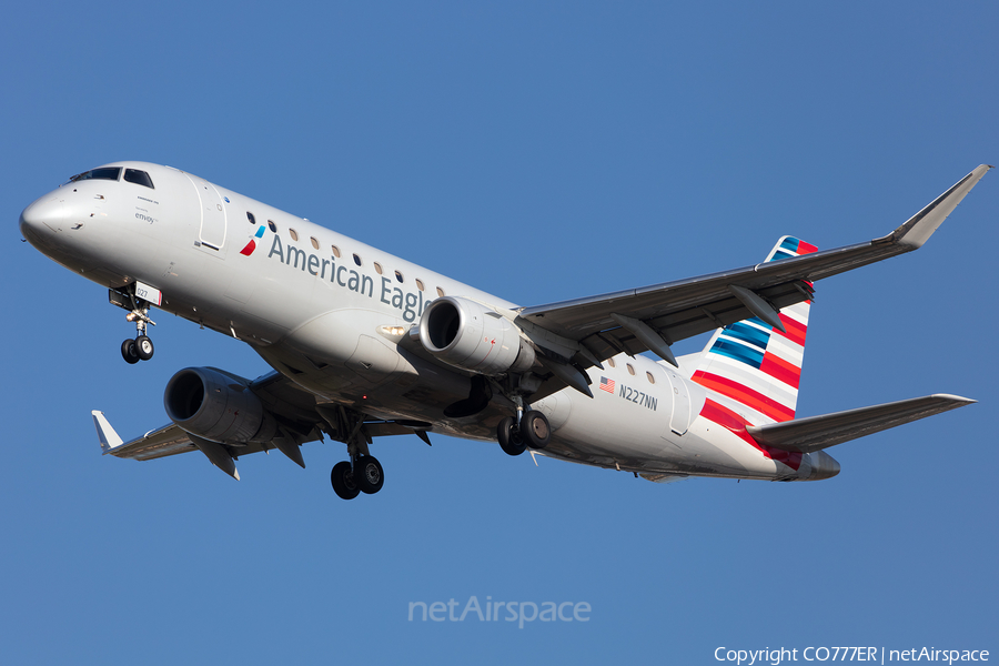 American Eagle (Envoy) Embraer ERJ-175LR (ERJ-170-200LR) (N227NN) | Photo 282880