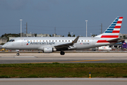 American Eagle (Envoy) Embraer ERJ-175LR (ERJ-170-200LR) (N227NN) at  Miami - International, United States