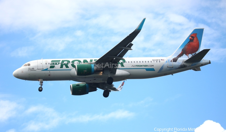 Frontier Airlines Airbus A320-214 (N228FR) | Photo 570539