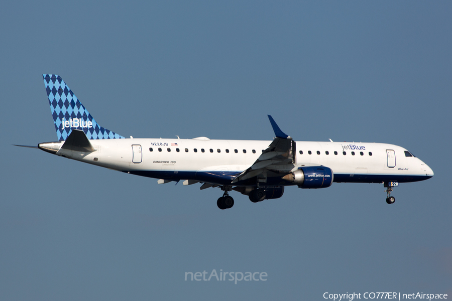 JetBlue Airways Embraer ERJ-190AR (ERJ-190-100IGW) (N228JB) | Photo 60912