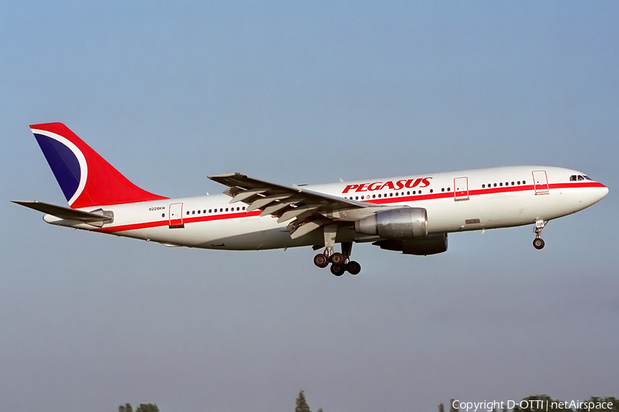 Pegasus Airlines Airbus A300B4-203 (N228KW) | Photo 147157