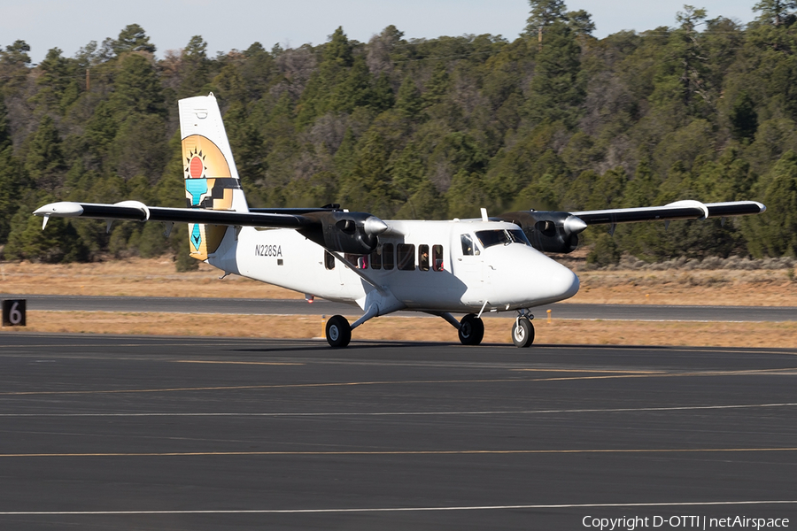 Grand Canyon Airlines de Havilland Canada DHC-6-300 Twin Otter Vistaliner (N228SA) | Photo 198862