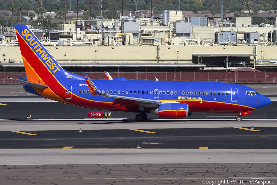 Southwest Airlines Boeing 737-7H4 (N228WN) | Photo 462420