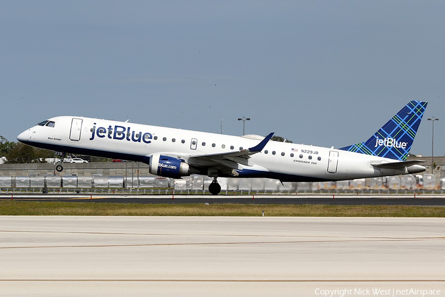 JetBlue Airways Embraer ERJ-190AR (ERJ-190-100IGW) (N229JB) | Photo 296209