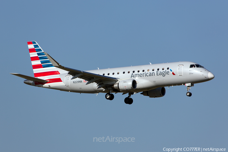 American Eagle (Envoy) Embraer ERJ-175LR (ERJ-170-200LR) (N229NN) | Photo 147095