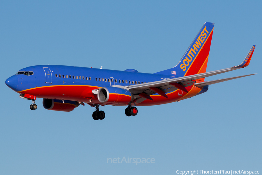Southwest Airlines Boeing 737-7H4 (N229WN) | Photo 142805