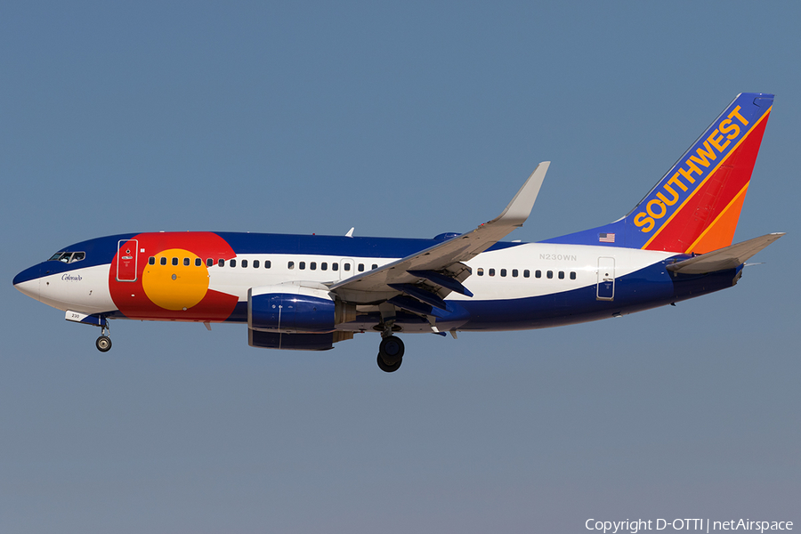 Southwest Airlines Boeing 737-7H4 (N230WN) | Photo 201383