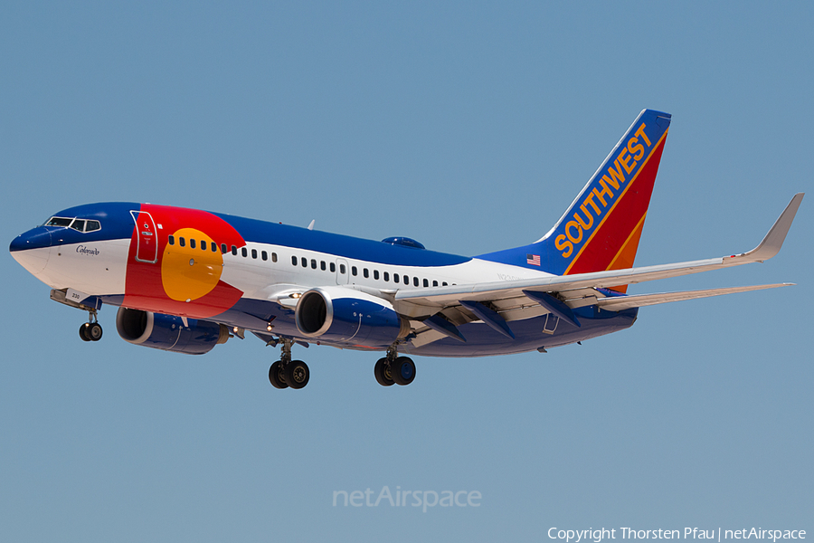 Southwest Airlines Boeing 737-7H4 (N230WN) | Photo 61358