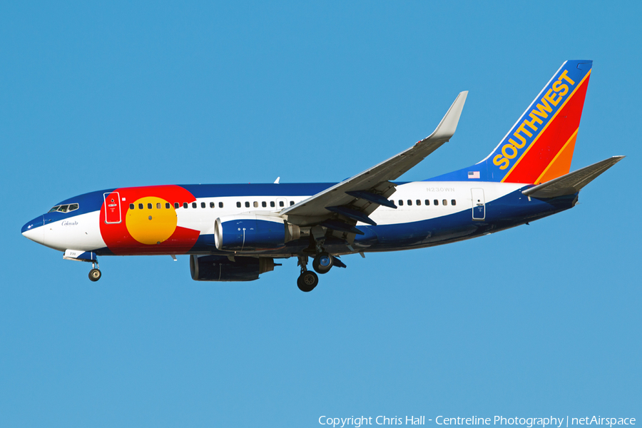 Southwest Airlines Boeing 737-7H4 (N230WN) | Photo 100007