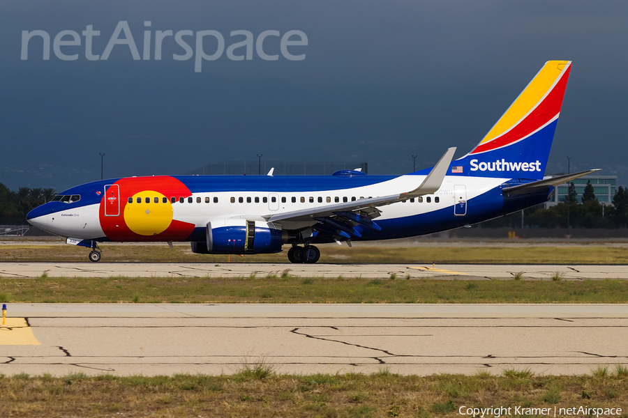 Southwest Airlines Boeing 737-7H4 (N230WN) | Photo 676982