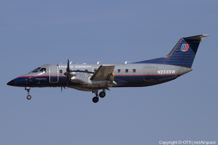 United Express (SkyWest Airlines) Embraer EMB-120ER Brasilia (N233SW) | Photo 424892