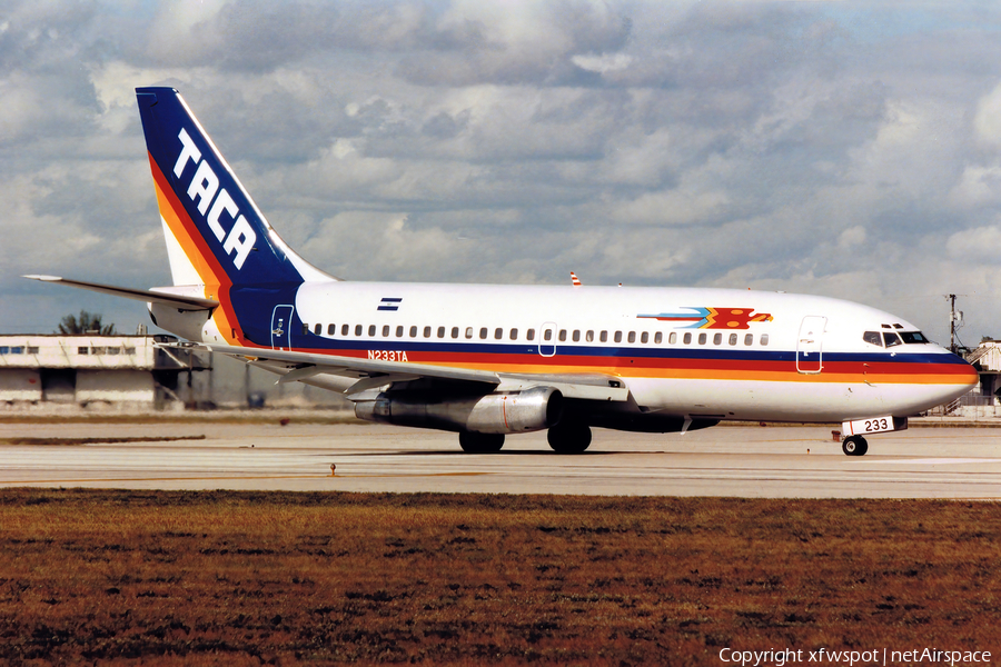TACA International Airlines Boeing 737-2K5Adv (N233TA) | Photo 437310