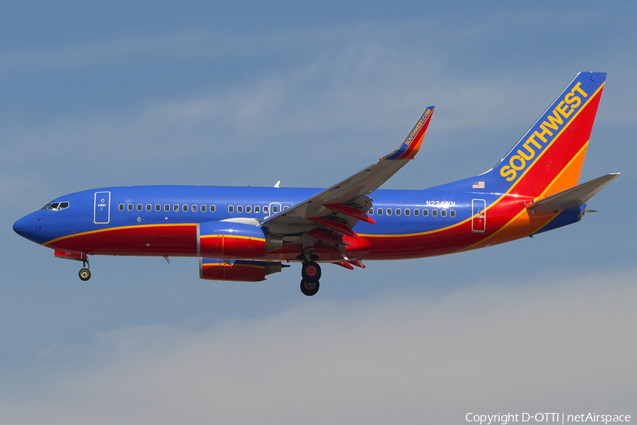 Southwest Airlines Boeing 737-7H4 (N234WN) | Photo 187064