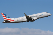 American Eagle (Envoy) Embraer ERJ-175LR (ERJ-170-200LR) (N235NN) at  Sarasota - Bradenton, United States