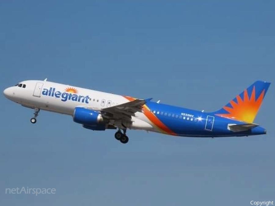 Allegiant Air Airbus A320-214 (N235NV) | Photo 520513