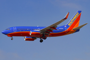 Southwest Airlines Boeing 737-7H4 (N235WN) at  Los Angeles - International, United States