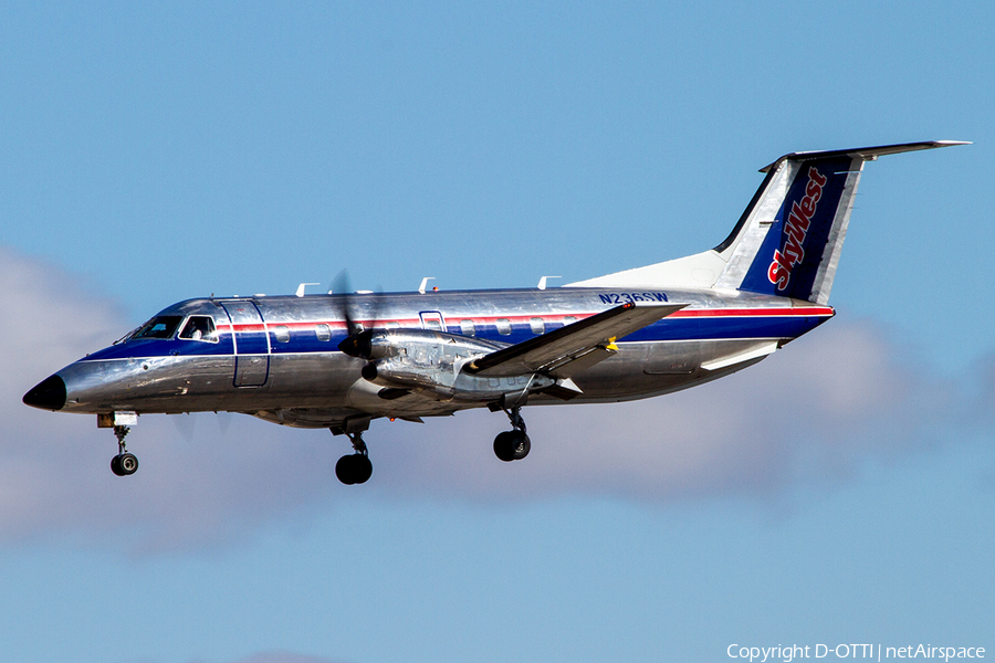 SkyWest Airlines Embraer EMB-120ER Brasilia (N236SW) | Photo 334864