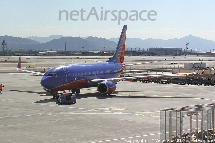 Southwest Airlines Boeing 737-7H4 (N236WN) | Photo 3326