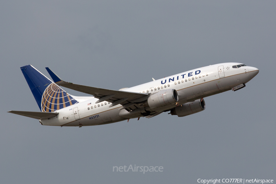 United Airlines Boeing 737-724 (N23721) | Photo 62851