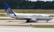 United Airlines Boeing 737-724 (N23721) at  Raleigh/Durham - International, United States
