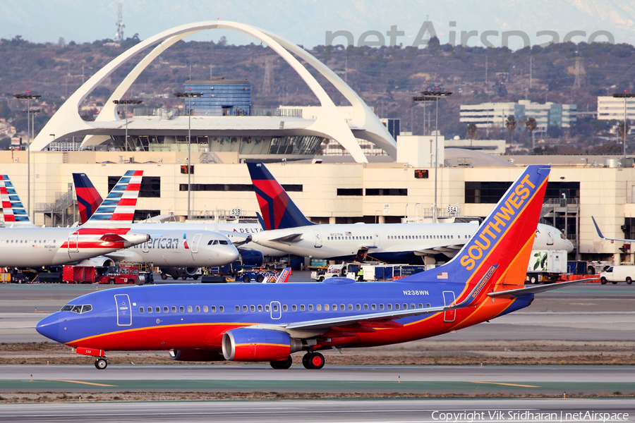 Southwest Airlines Boeing 737-7H4 (N238WN) | Photo 96838