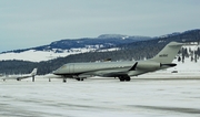 (Private) Bombardier BD-700-1A10 Global Express (N23UC) at  Kelowna - International, Canada