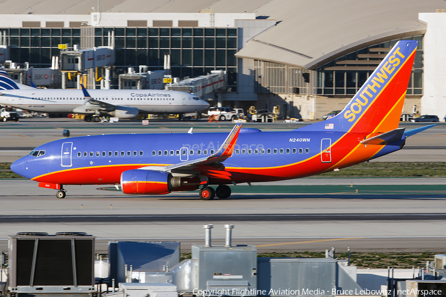 Southwest Airlines Boeing 737-7H4 (N240WN) | Photo 115339