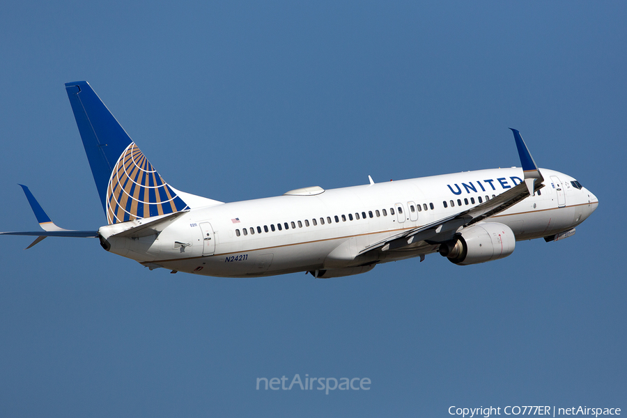 United Airlines Boeing 737-824 (N24211) | Photo 153547