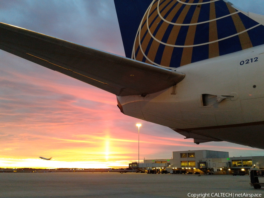 United Airlines Boeing 737-824 (N24212) | Photo 17541