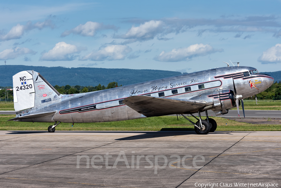 (Private) Douglas DC-3A-S1C3G (N24320) | Photo 330976
