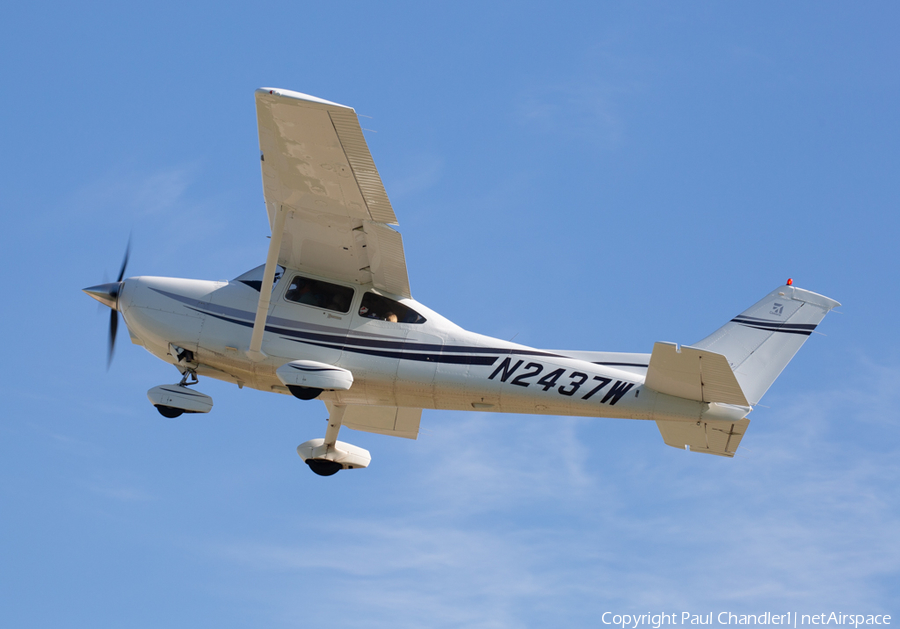 (Private) Cessna 182S Skylane (N2437W) | Photo 469698