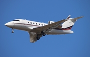 NetJets Bombardier CL-600-2B16 Challenger 650 (N243QS) at  Orlando - International (McCoy), United States