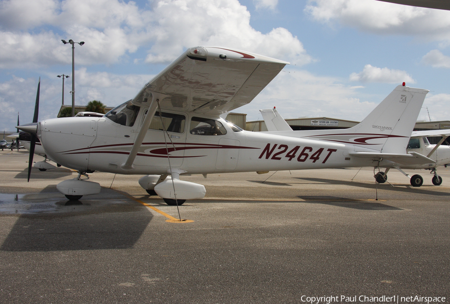 (Private) Cessna 172S Skyhawk SP (N2464T) | Photo 494123