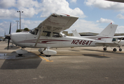 (Private) Cessna 172S Skyhawk SP (N2464T) at  Palm Beach County Park, United States