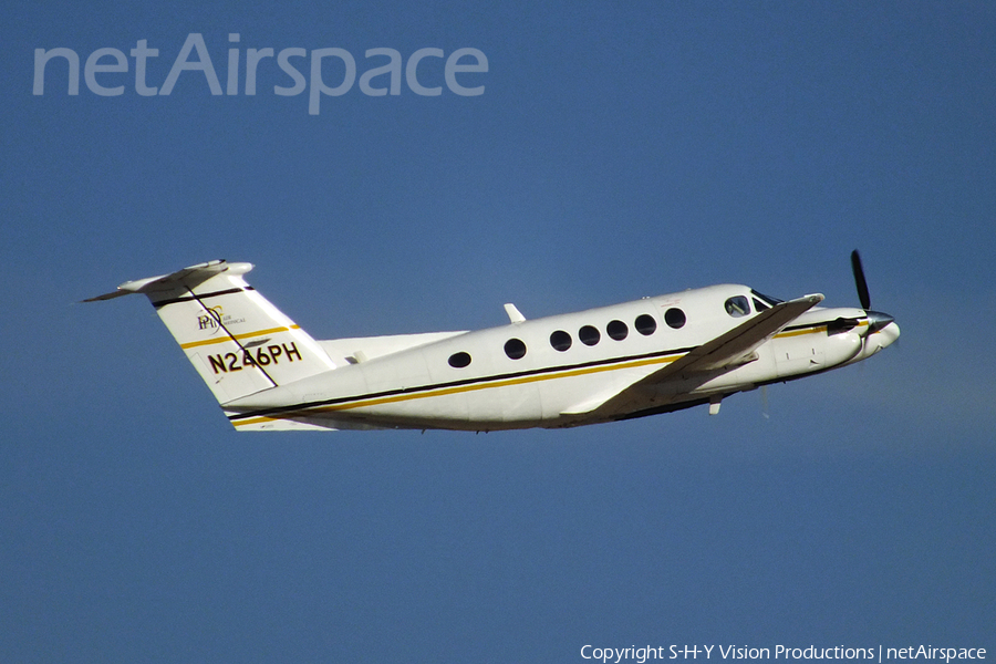 PHI Petroleum Helicopters International Beech King Air B200 (N246PH) | Photo 26824