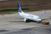 United Airlines Boeing 737-724 (N24706) at  Willemstad - Hato, Netherland Antilles