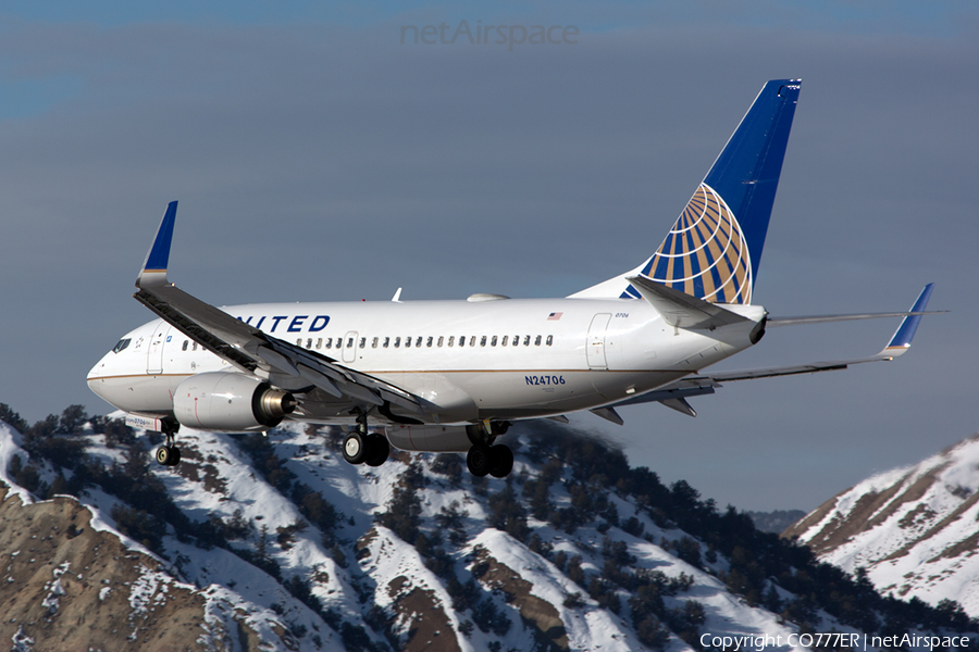United Airlines Boeing 737-724 (N24706) | Photo 37259