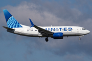 United Airlines Boeing 737-724 (N24706) at  Newark - Liberty International, United States