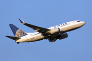 United Airlines Boeing 737-724 (N24706) at  Houston - George Bush Intercontinental, United States