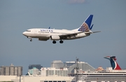 United Airlines Boeing 737-724 (N24729) at  Ft. Lauderdale - International, United States