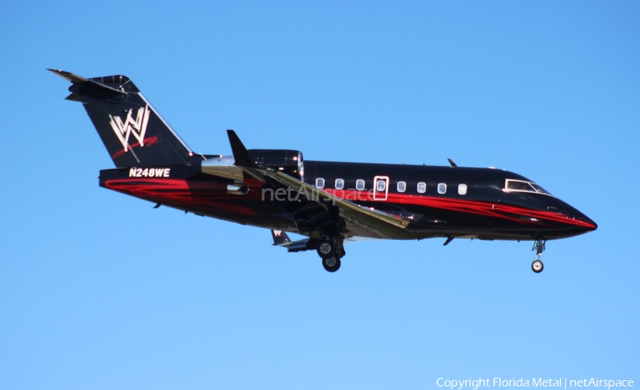 (Private) Bombardier CL-600-2B16 Challenger 604 (N248WE) | Photo 300193