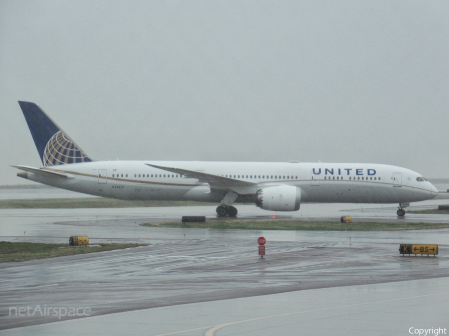 United Airlines Boeing 787-9 Dreamliner (N24972) | Photo 624788