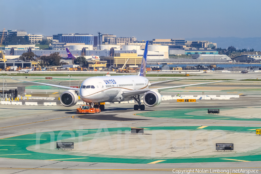 United Airlines Boeing 787-9 Dreamliner (N24972) | Photo 439526