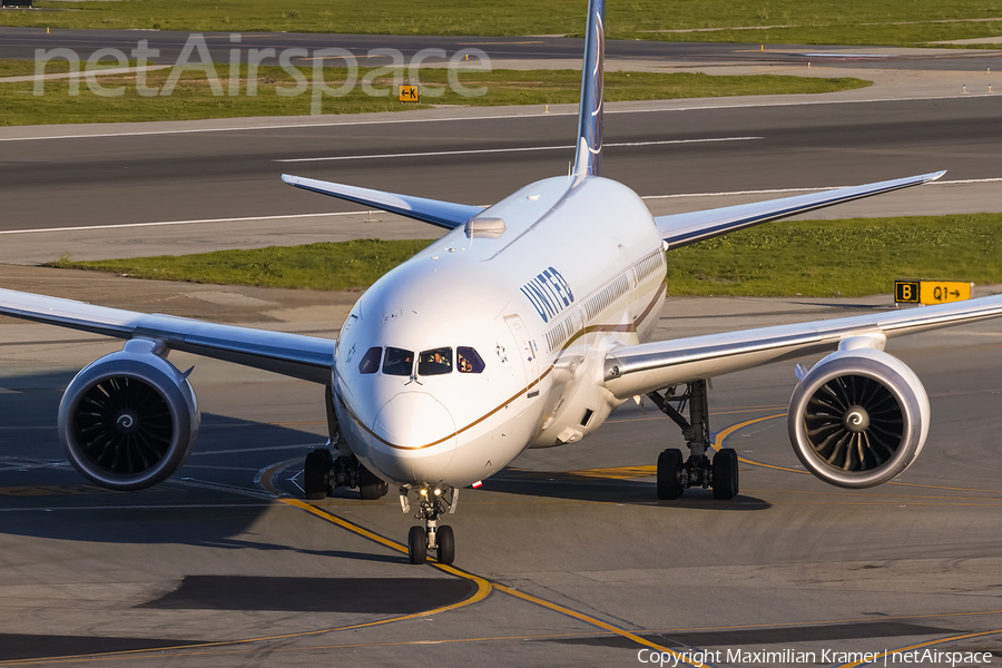 United Airlines Boeing 787-9 Dreamliner (N24973) | Photo 502918