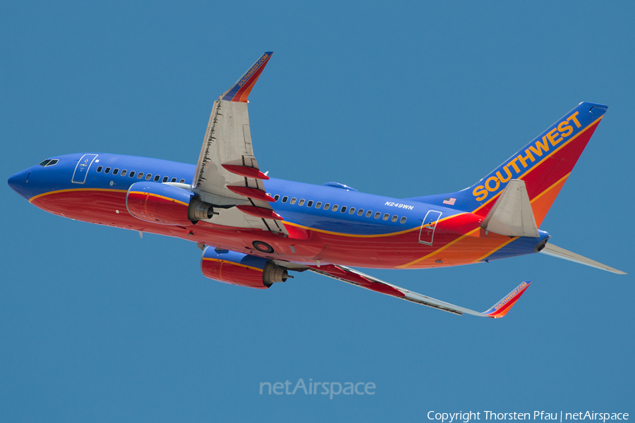 Southwest Airlines Boeing 737-7H4 (N249WN) | Photo 61827