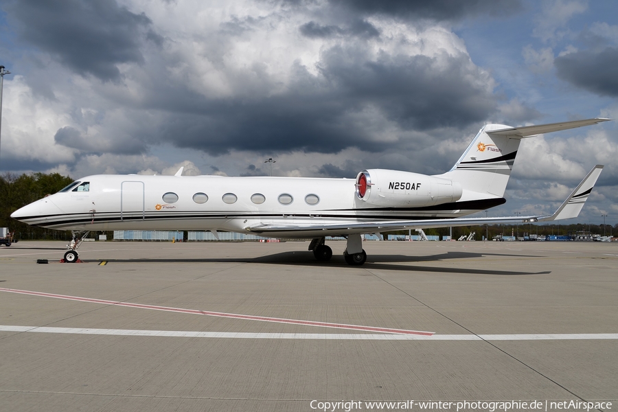 (Private) Gulfstream G-IV-X (G450) (N250AF) | Photo 460397