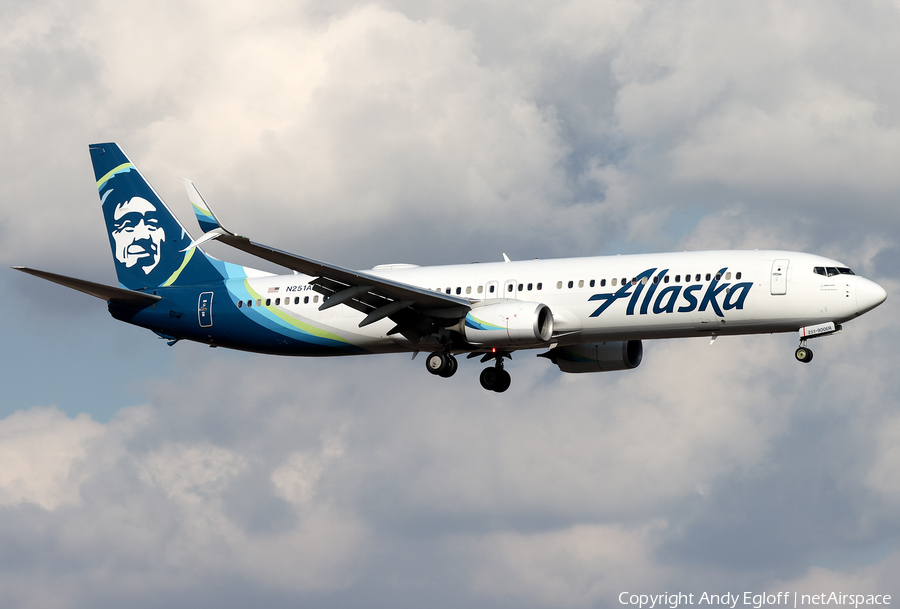 Alaska Airlines Boeing 737-990(ER) (N251AK) | Photo 378035