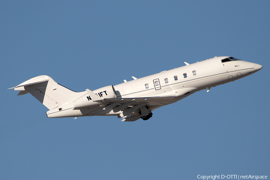 Craft Charter Bombardier BD-100-1A10 Challenger 300 (N251FT) | Photo 550006