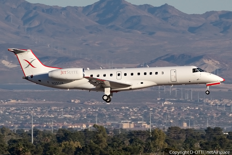 JetSuite X Embraer ERJ-135LR (N251JX) | Photo 137128