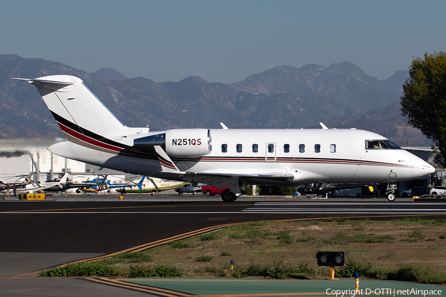 NetJets Bombardier CL-600-2B16 Challenger 650 (N251QS) | Photo 541211